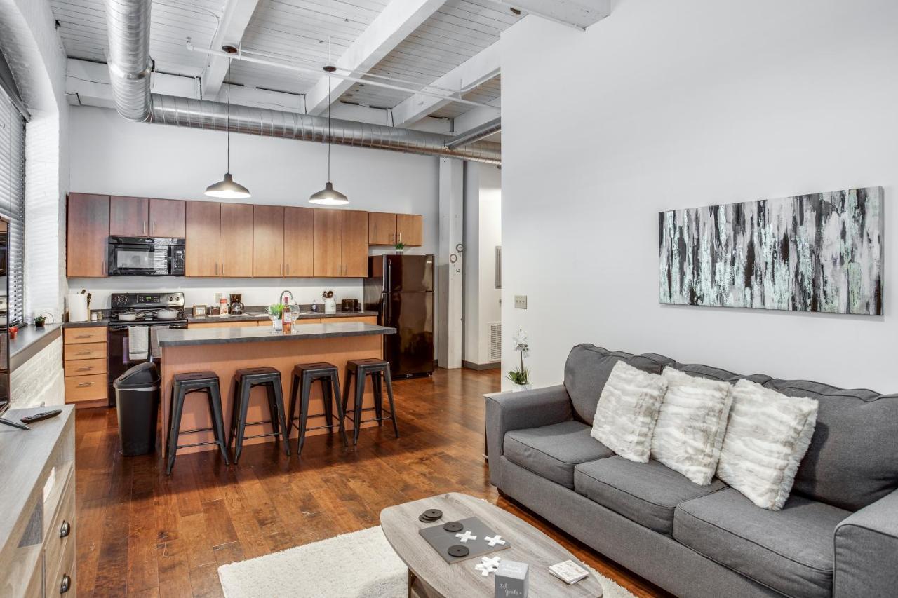 Ny Style Centric Loft With King Bed By Park Ave Daire Rochester Dış mekan fotoğraf