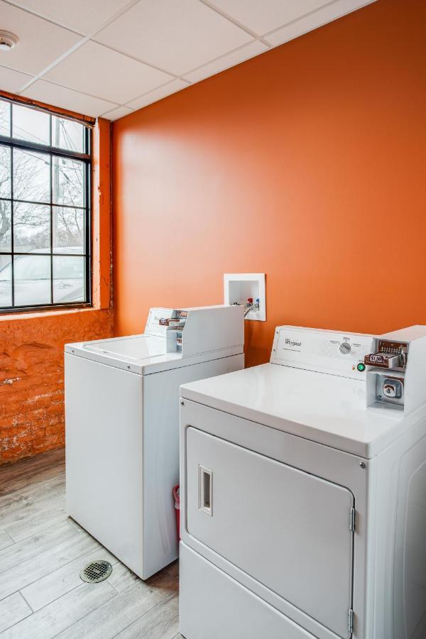 Ny Style Centric Loft With King Bed By Park Ave Daire Rochester Dış mekan fotoğraf